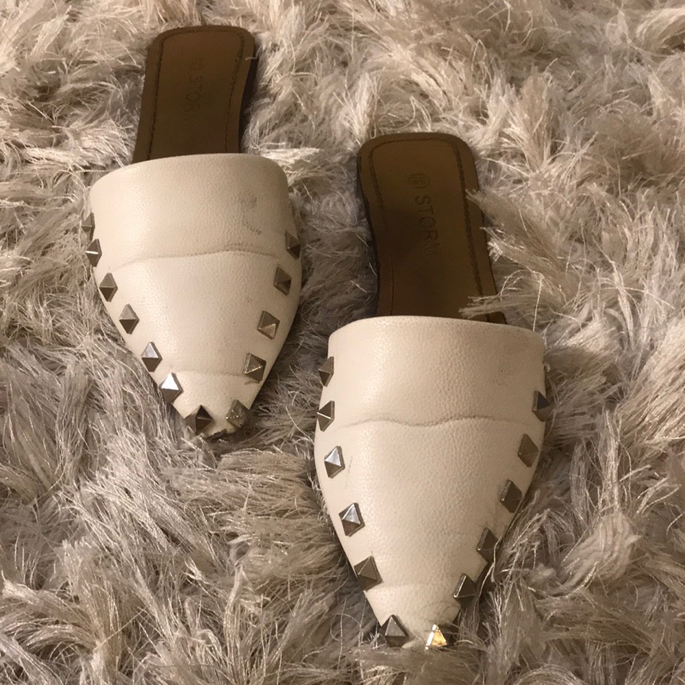 Pointed Slides💙